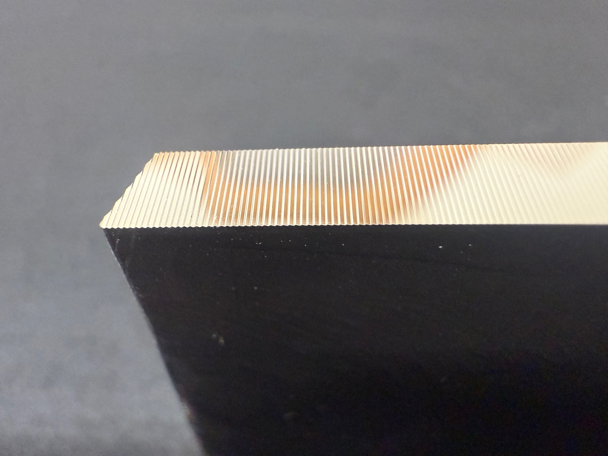 3次元局面微細リニアフレネル